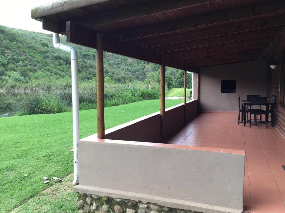 Dragon Peaks Mountain Resort Champagne Valley Bagian luar foto